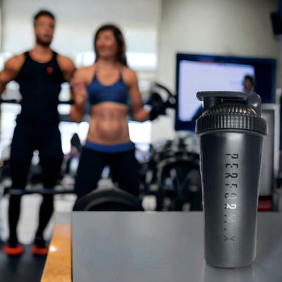 Elevate Your Fitness with the Classic Black Shaker Bottle - Perfect for Protein Shakes and Pre-Workout Supplements!